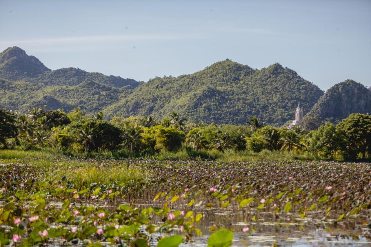 Sakarin Valley Resort Kanchanaburi Eksteriør billede